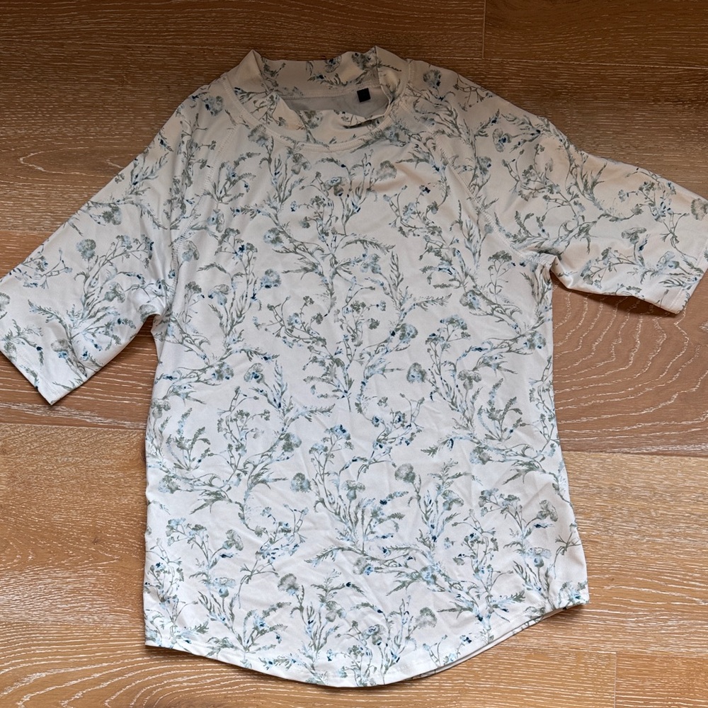 Greyson women’s golf top